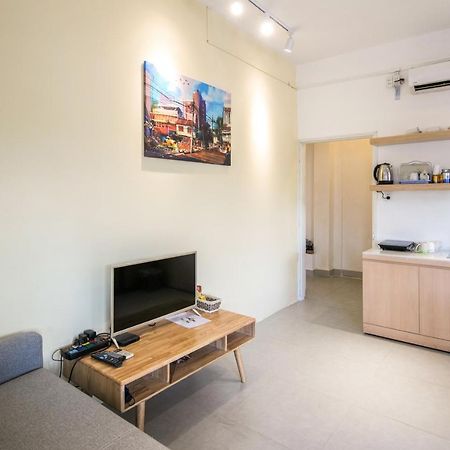 Scandinavian Apartment With Balcony In Bui Vien Хошимин Экстерьер фото