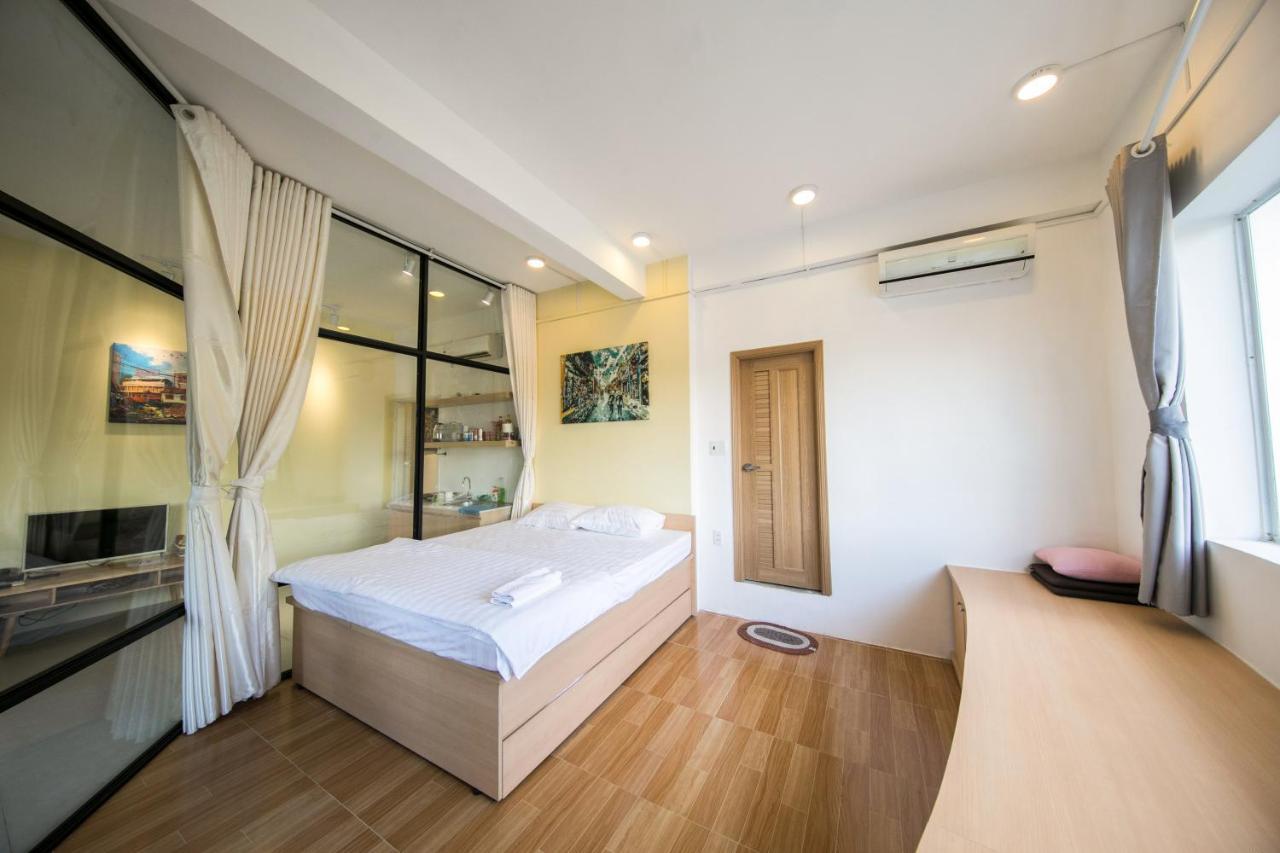 Scandinavian Apartment With Balcony In Bui Vien Хошимин Экстерьер фото